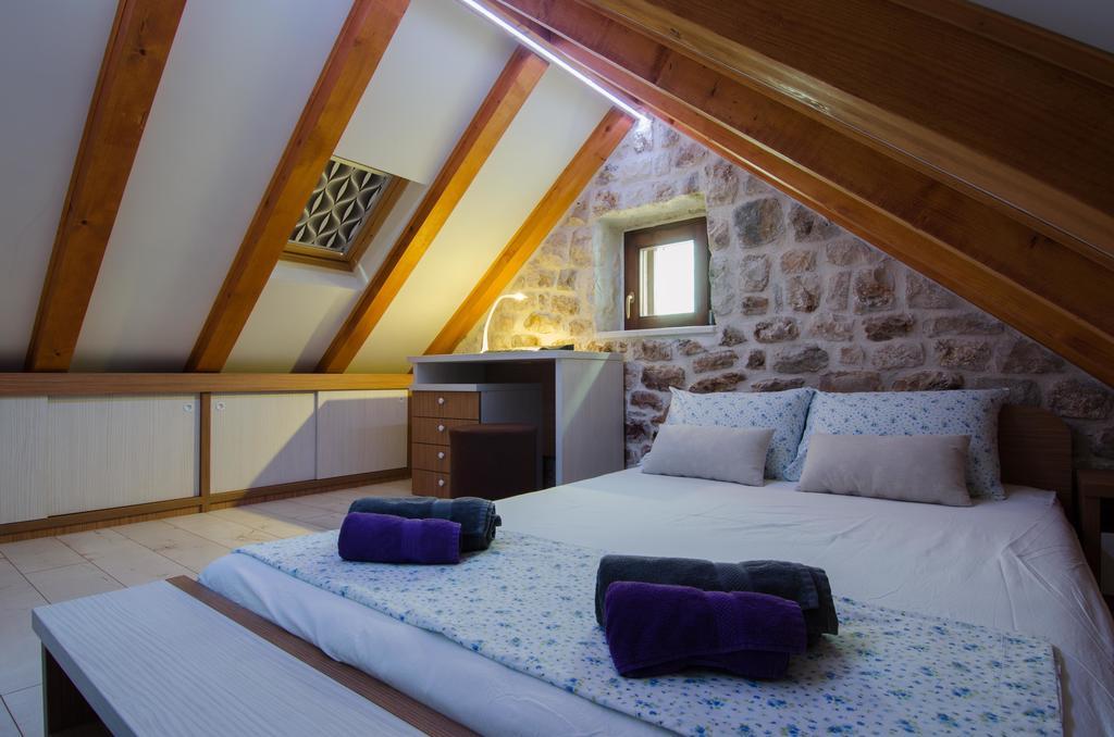 Apartment Capo Family & Capo Studio -Old Town-Parking Trogir Chambre photo